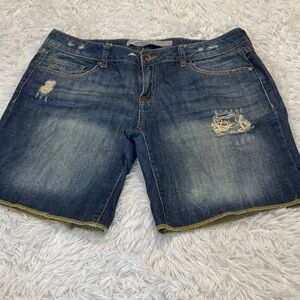 Refuge WOMENS SIZE 9 Distressed Denim SHORTS